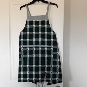 The Farmhouse by Rachel Ashwell Plaid Christmas Tree Apron
